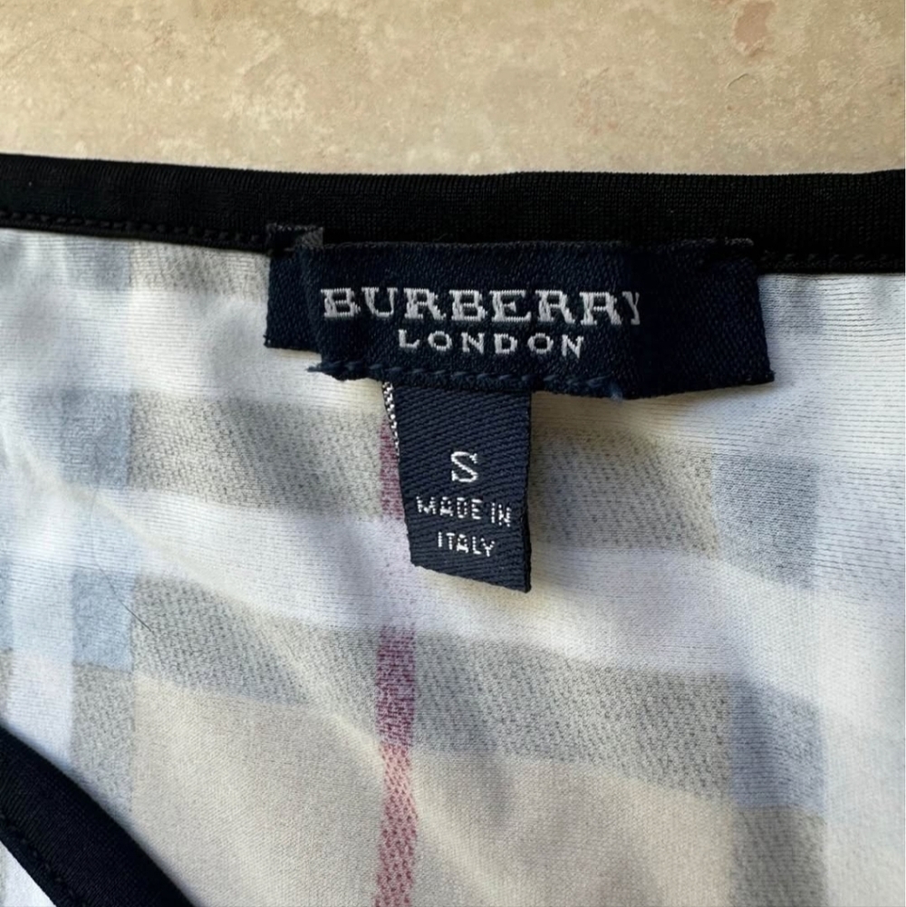 Burberry Plaid Swim Wrap - Picture 4 of 4